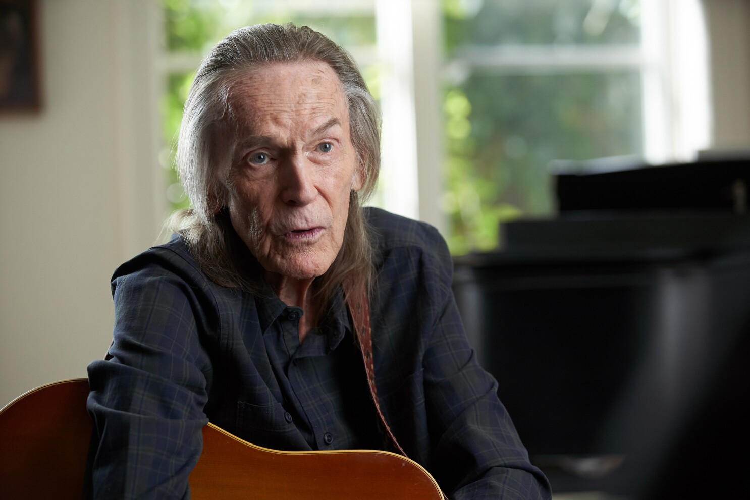86-letni 183 cm wzrostu Gordon Lightfoot na zdjęciu z 2025"