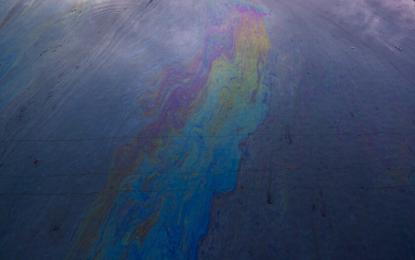 What caused the massive oil spill off Huntington Beach? Here is what we know 3 A rainbow sheen of oil on the surface of the water
