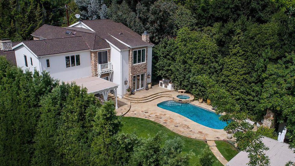 Hollywood producer Mike Medavoy looks to cut a deal in the Beverly Hills Post Office area