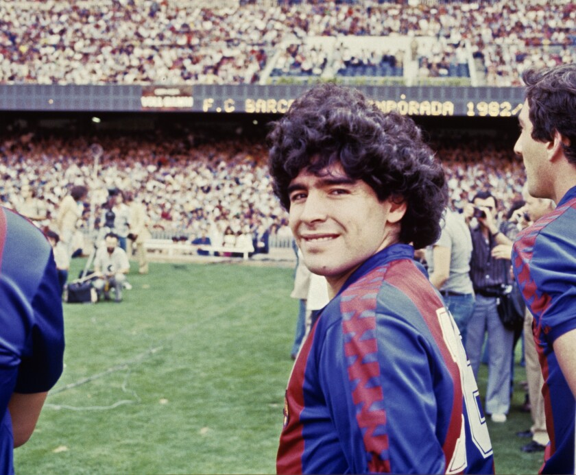 Maradona y los 700 días en Barcelona que le marcaron para siempre - San Diego Union-Tribune en Español