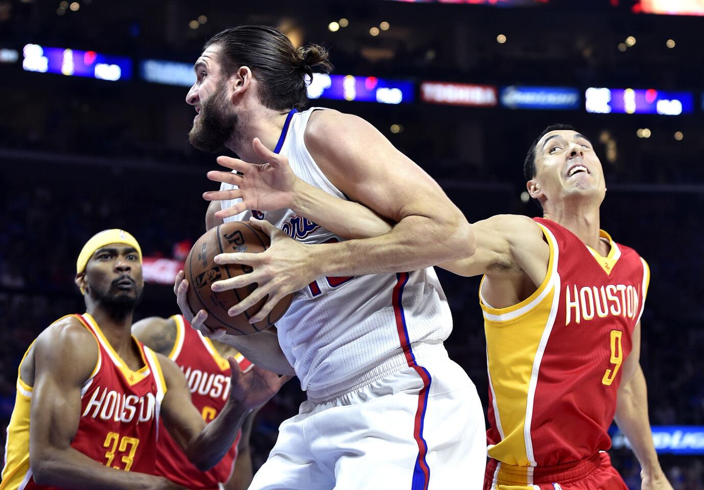 Spencer Hawes, Pablo Prigioni