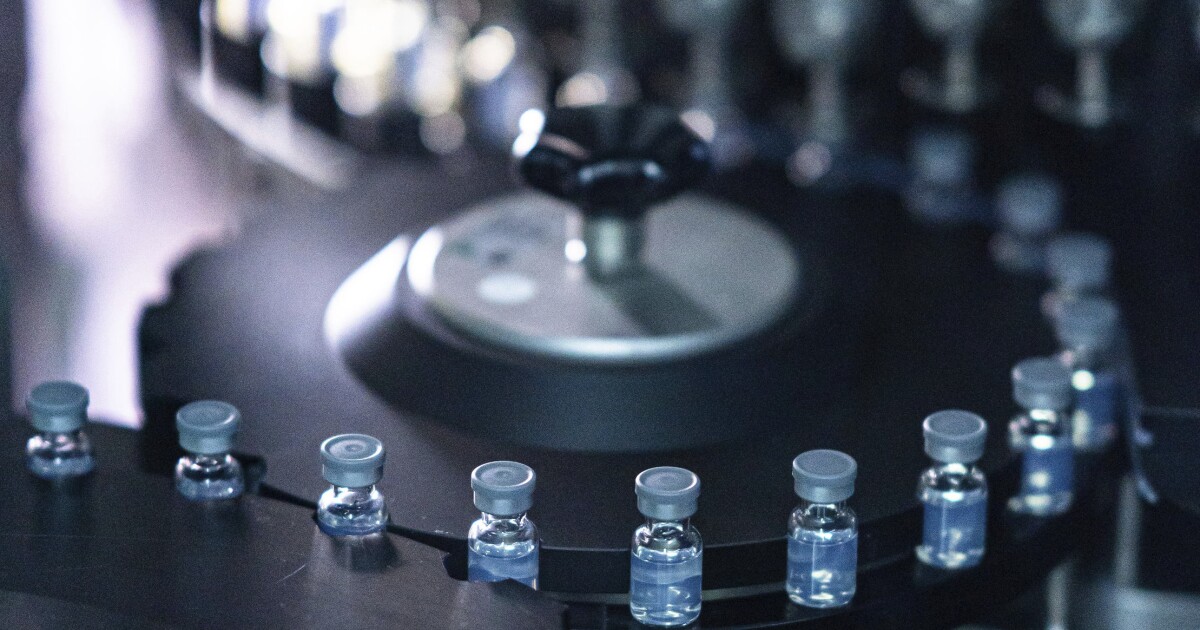 CDC advisors endorse booster shots that target Omicron for Americans 12 and up CDC advisors endorse booster shots that target Omicron for Americans 12 and up