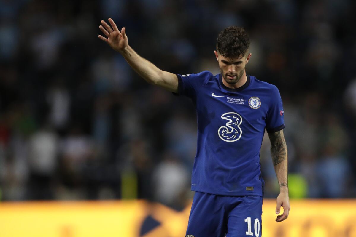 Chelsea's Christian Pulisic gestures during the Champions League final May 29, 2021.