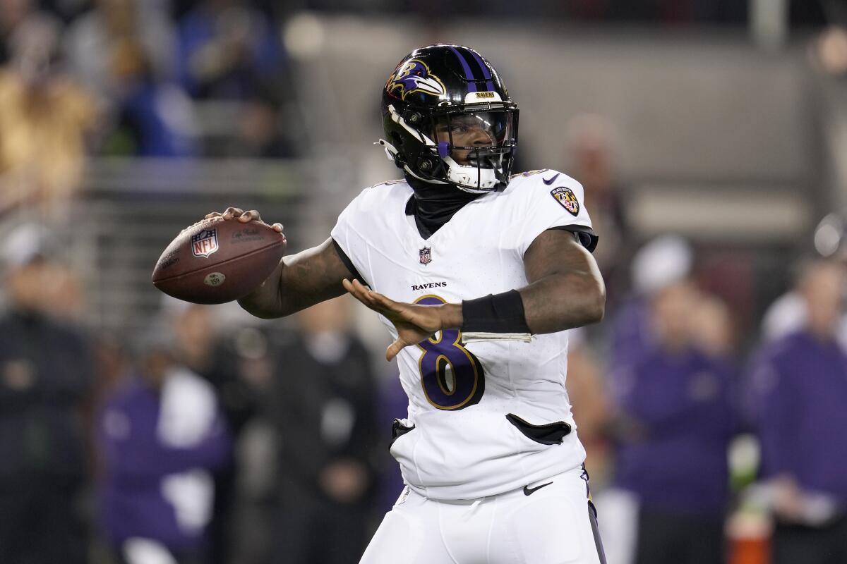 Lamar Jackson leads Ravens to AFC's top seed a year after uncertainty  clouded his health and future - The San Diego Union-Tribune