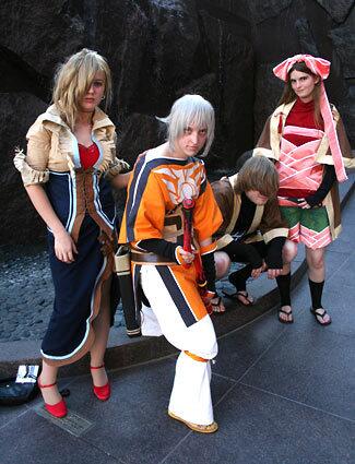Four enthusiasts of the game "Suikoden V."