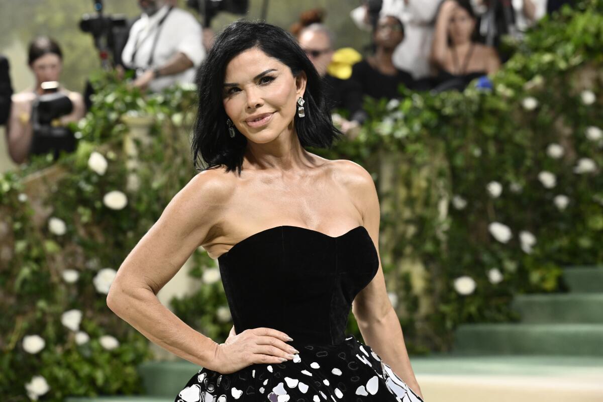 Lauren Sánchez poses in a black strapless gown at the 2024 Met Gala in New York.