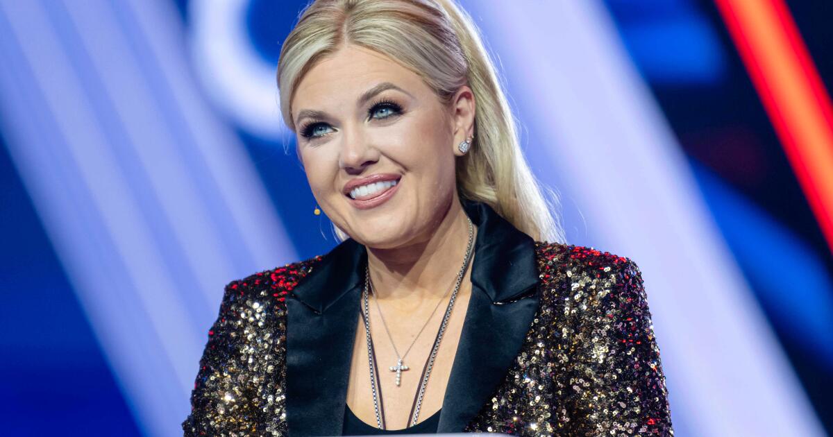 Erica Kirk, da Turning Point USA, endossa a potencial candidatura presidencial do vice-presidente JD Vance para 2028 Erica Kirk, da Turning Point USA, endossa a potencial candidatura presidencial do vice-presidente JD Vance para 2028