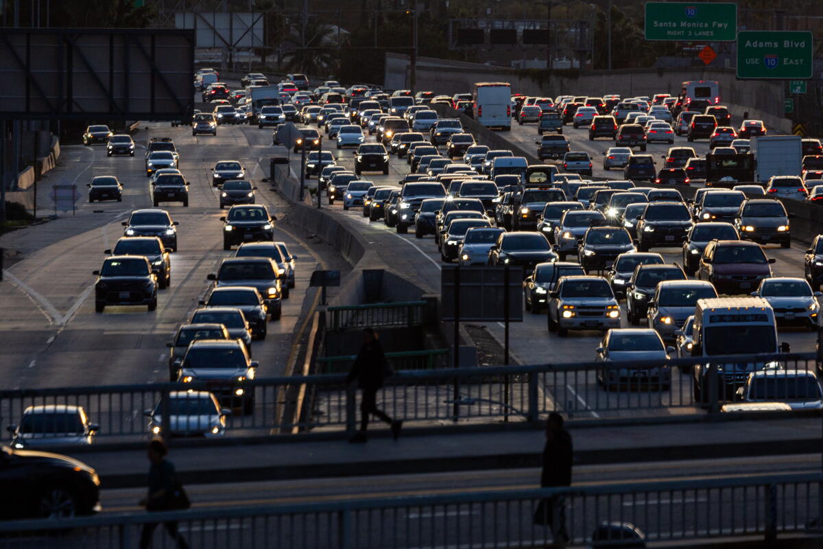 Traffic Network La L.A. traffic is getting better. That's not entirely a good thing - Los ...