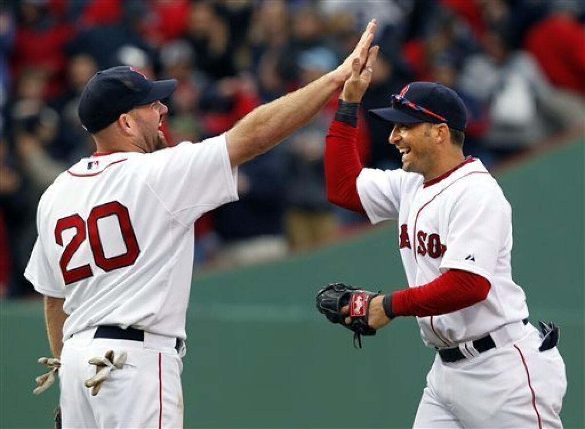 Red Sox tie Youkilis to new four year deal