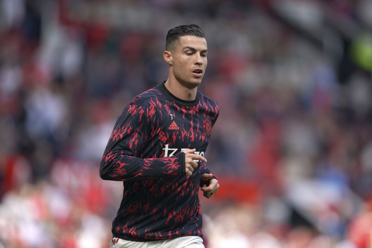Manchester United's Cristiano Ronaldo warms up