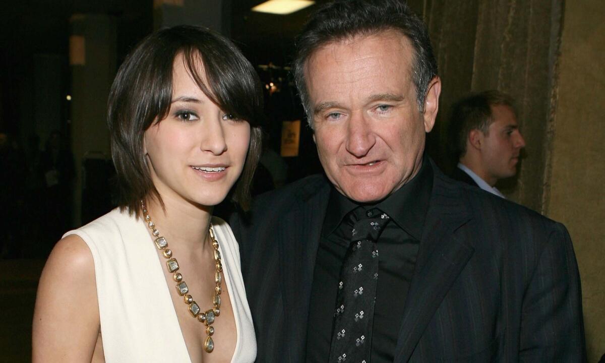 Zelda Williams and Robin Williams backstage during the People's Choice Awards at the Shrine Auditorium on Jan. 9, 2007, in Los Angeles.