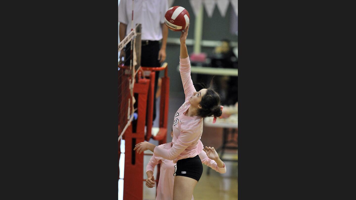 Photo Gallery: La Cañada vs. South Pasadena in Rio Hondo League girls' volleyball