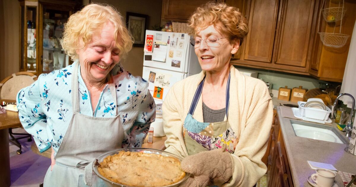 Theater Preview: ‘Pie’ serves as recipe about mothers, daughters - Los ...