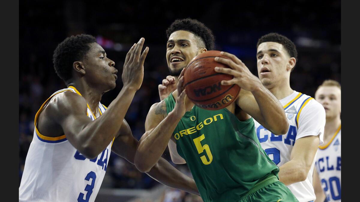 Oregon guard Tyler Dorsey, shown driving to the basket during a Pac-12 game against UCLA, has scored 20 or more points in the last seven games.