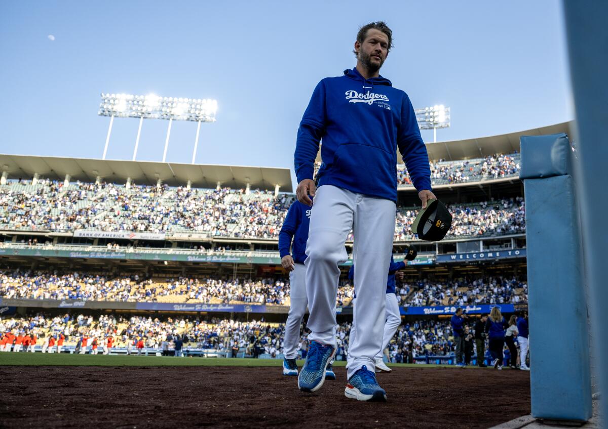 Dodgers'lı Clayton Kershaw'ın rehabilitasyonu beklenenden daha iyi durumda