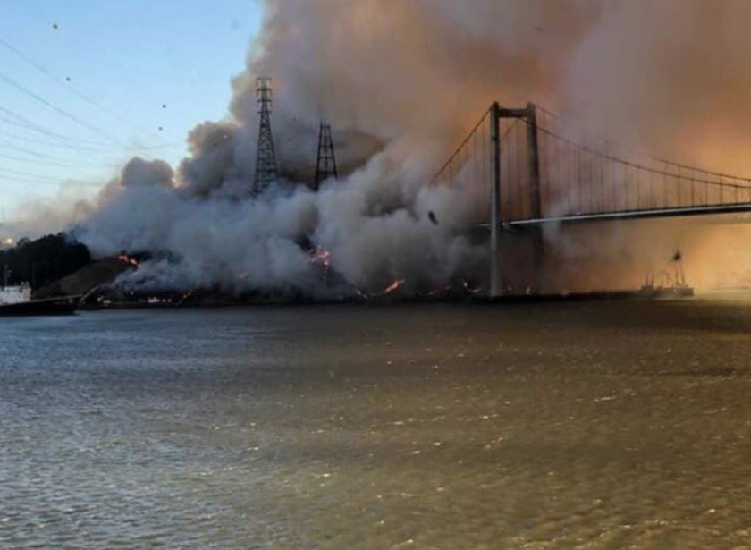 Glencove fire burns in Vallejo