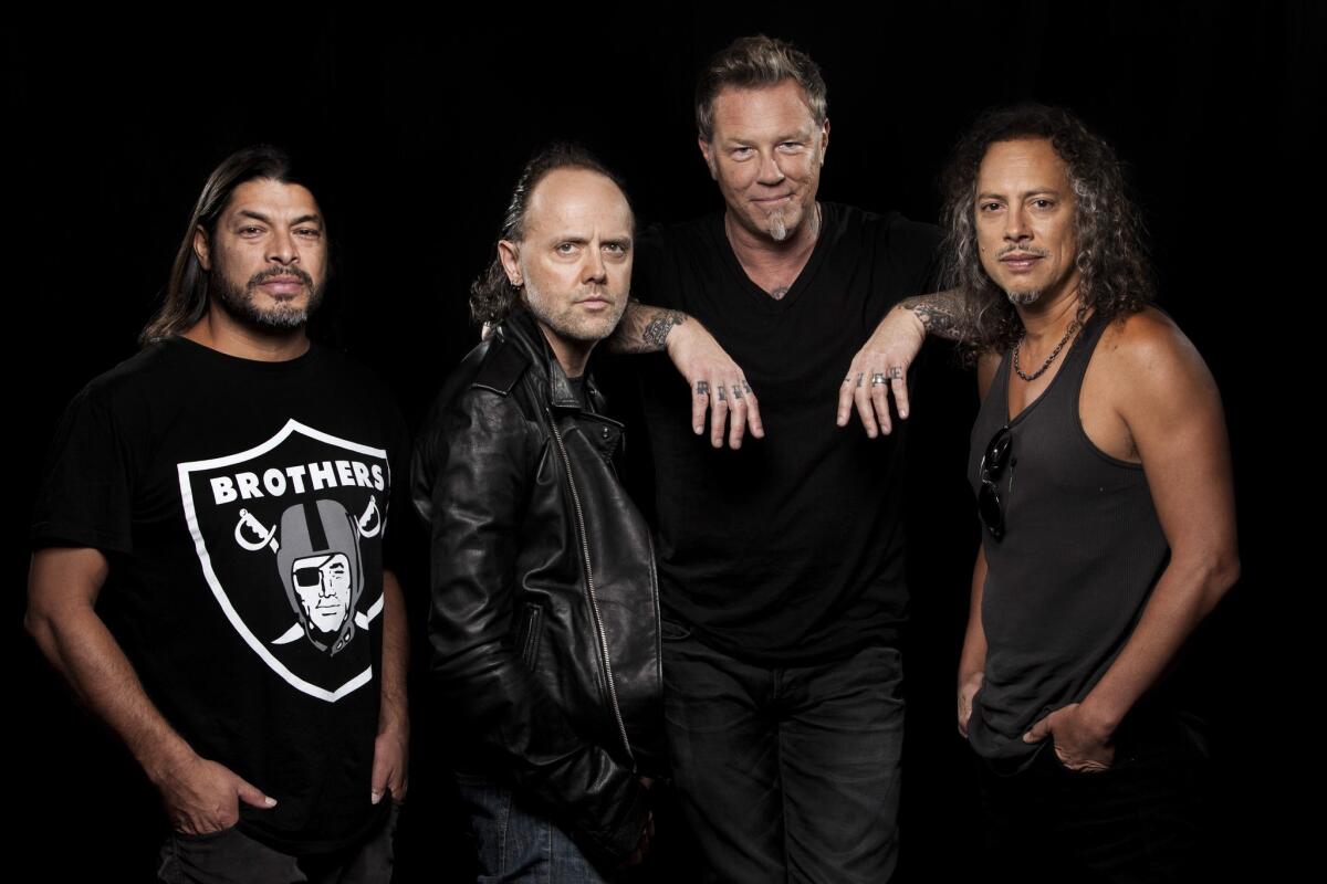 Metallica will lend its support to victims of recent fires in the Bay Area.