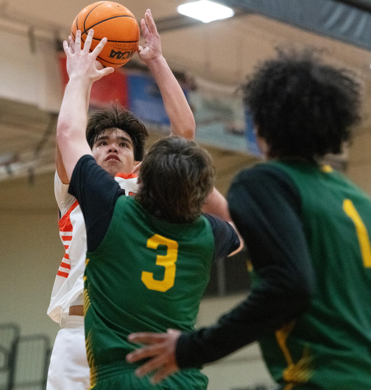 Edison Strong Edison boys' basketball starts strong, tops Huntington Beach - Los ...