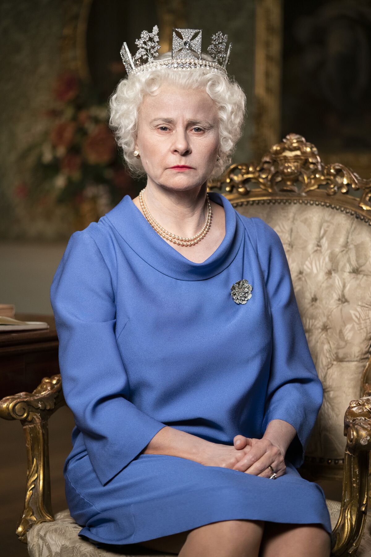 Tracey Ullman as Queen Elizabeth II in "Death to 2020."