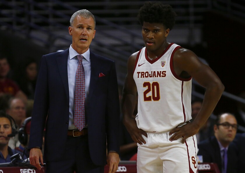 Usc Coach Andy Enfield Knows Fan Atmosphere In Ncaa Tournament