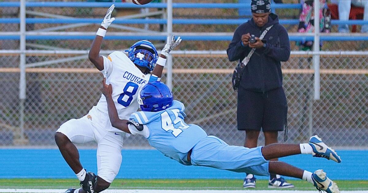 Crenshaw scores in final seconds to defeat Palisades
