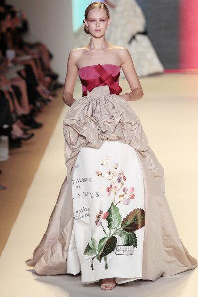 Carolina Herrera Spring - Summer 2011