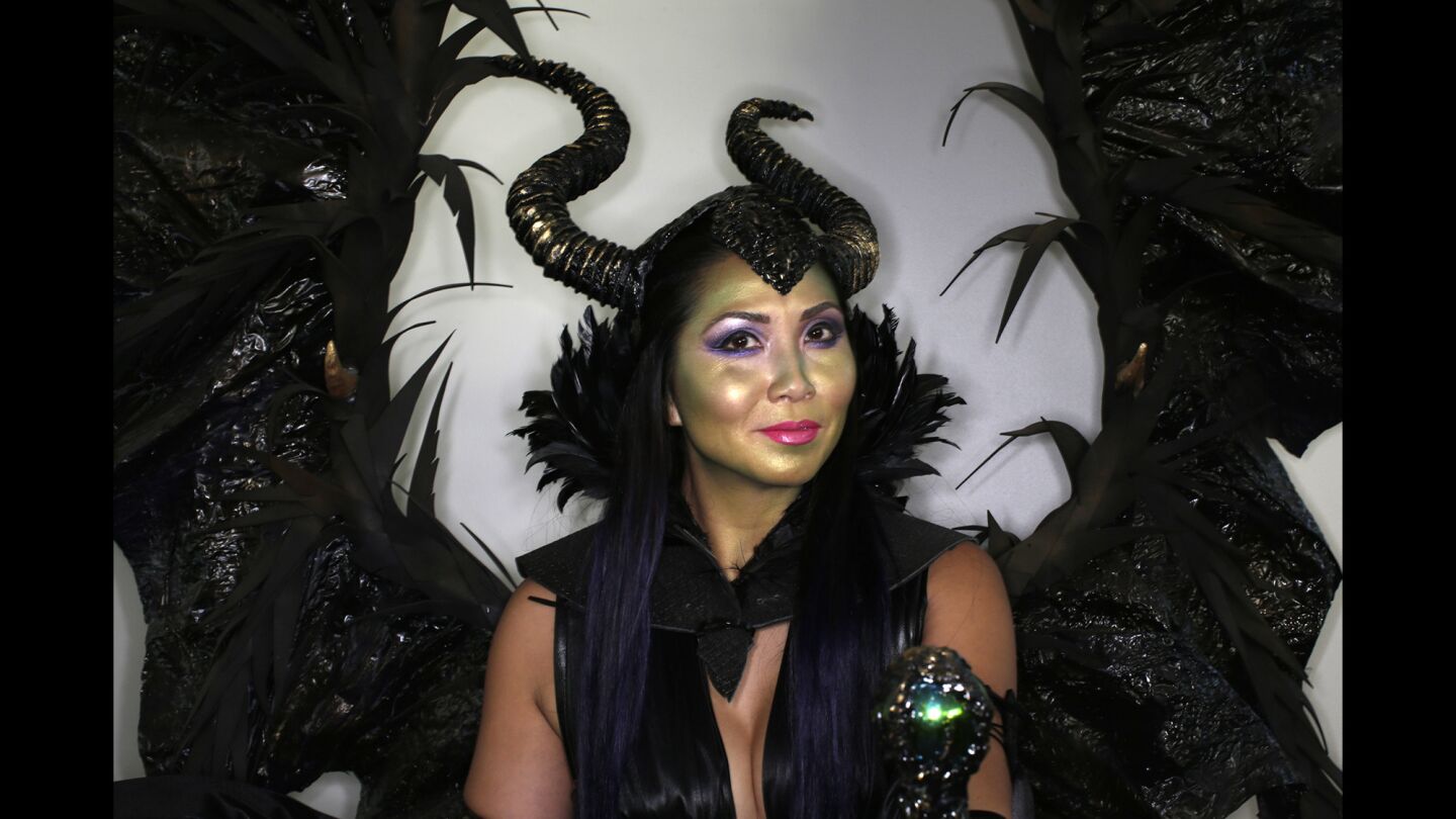 Cosplay artist Linda Nguyen as Maleficent at Comic-Con International 2016.
