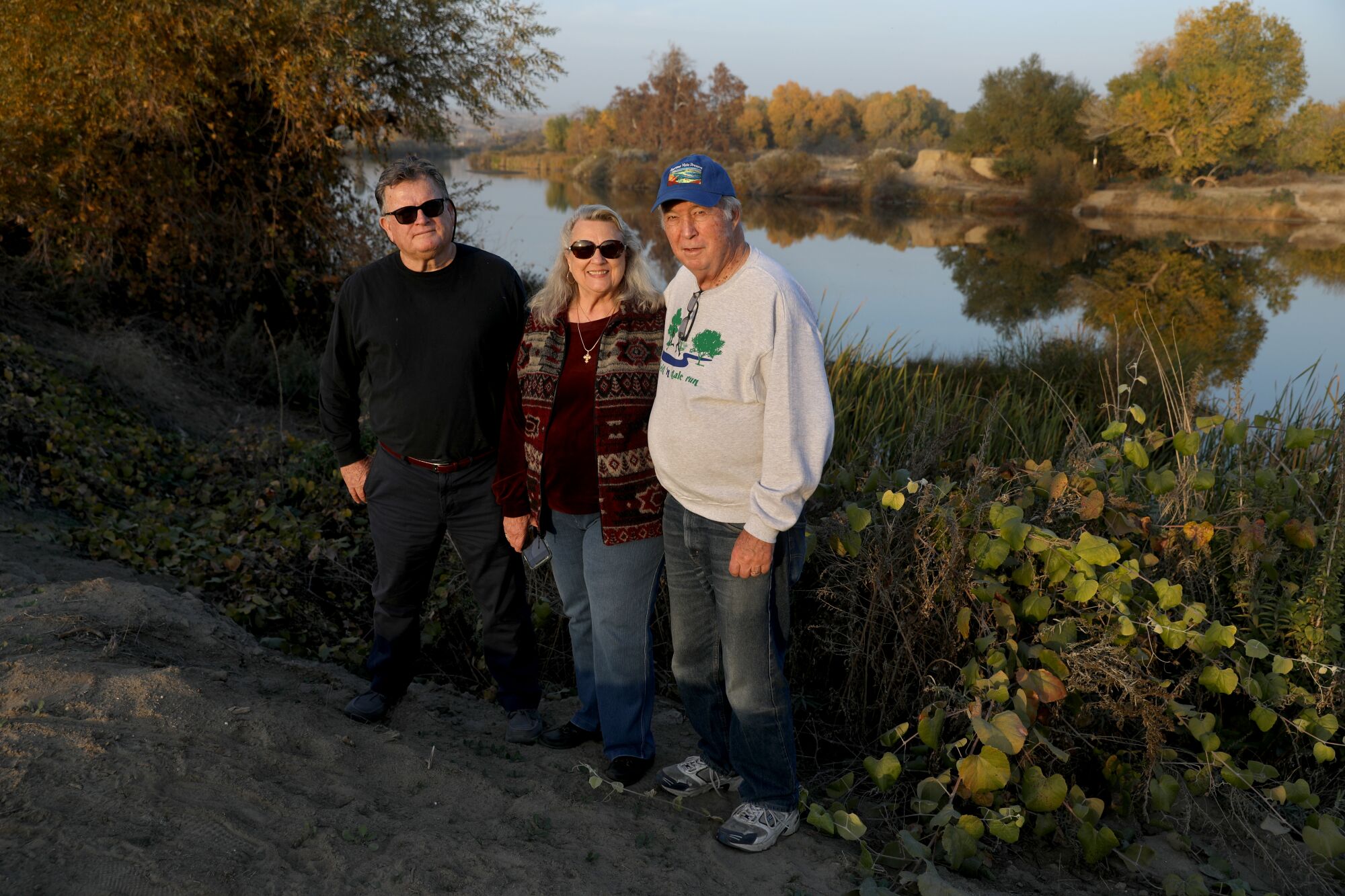 A group of people at the Panorama Vista Preserve in Bakersfield.