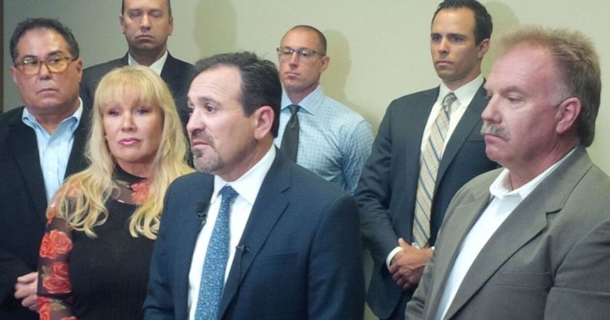 Laguna police officer and others hope to settle lawsuit against