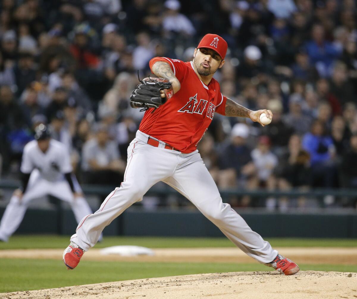 Angels starting pitcher Hector Santiago delivers during the first inning against the White Sox.