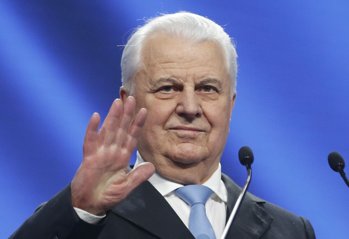 FILE - Former Ukrainian President Leonid Kravchuk addresses to supporters of former Ukrainian Prime Minister Yulia Tymoshenko during a campaign rally in Kyiv, Ukraine, Tuesday, Jan. 22, 2019. Kravchuk, who led Ukraine to independence amid the collapse of the Soviet Union and served as its first president, has died, a Ukrainian official said Tuesday, May 10, 2022. He was 88. (AP Photo/Efrem Lukatsky, file)