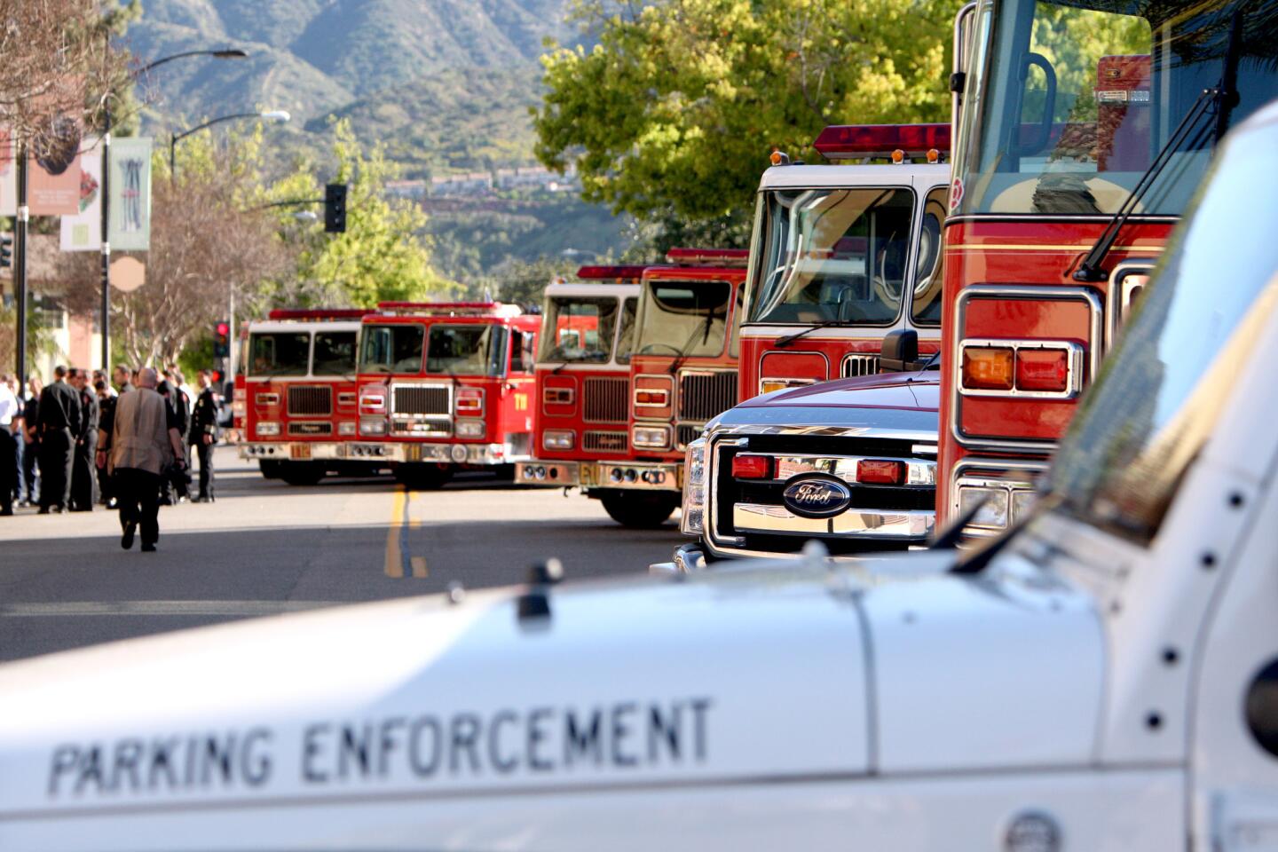 Photo Gallery: Burbank Fire Department lays to rest one of its own