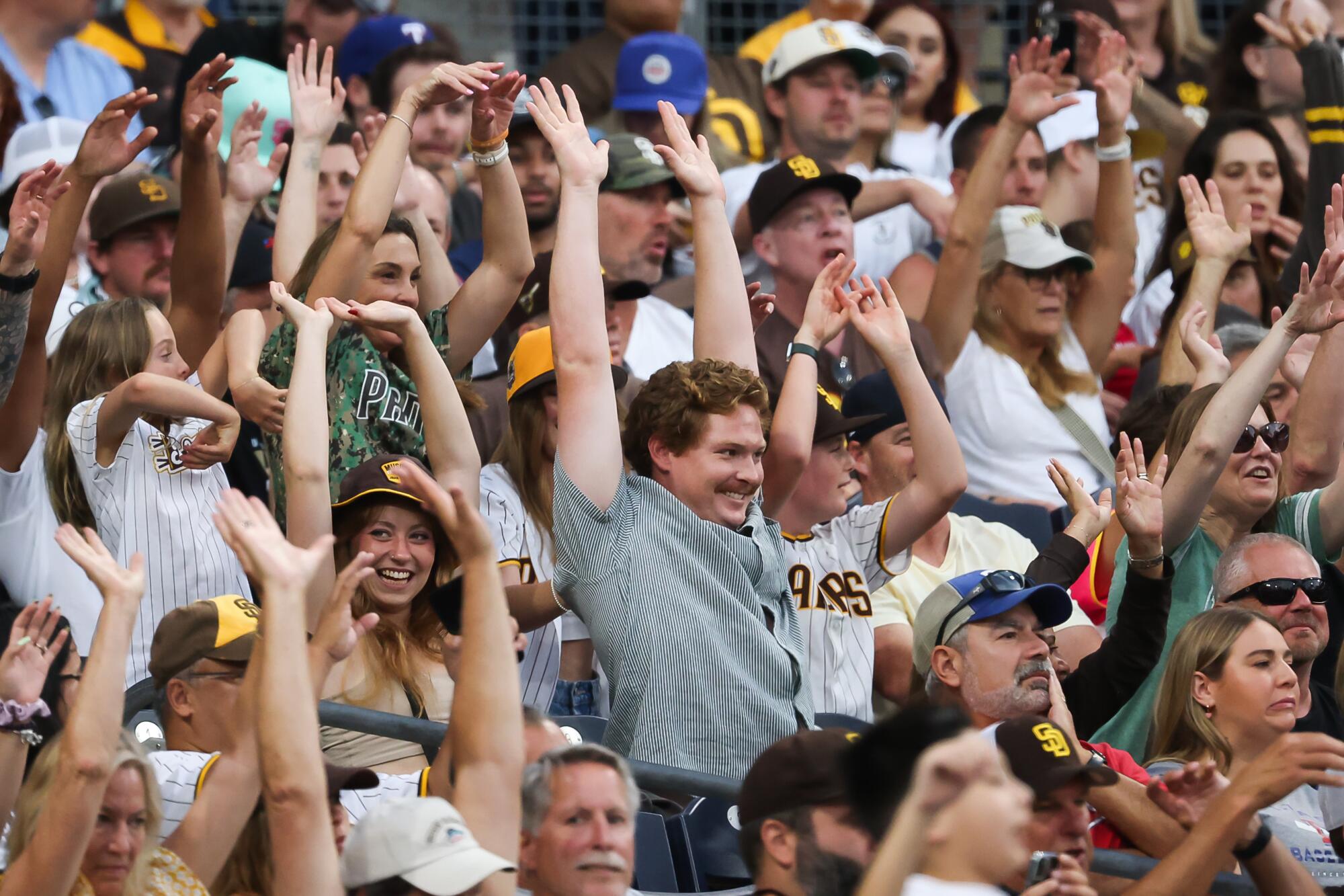 San Diego Padres fans react to team agreeing to deal with 4-time