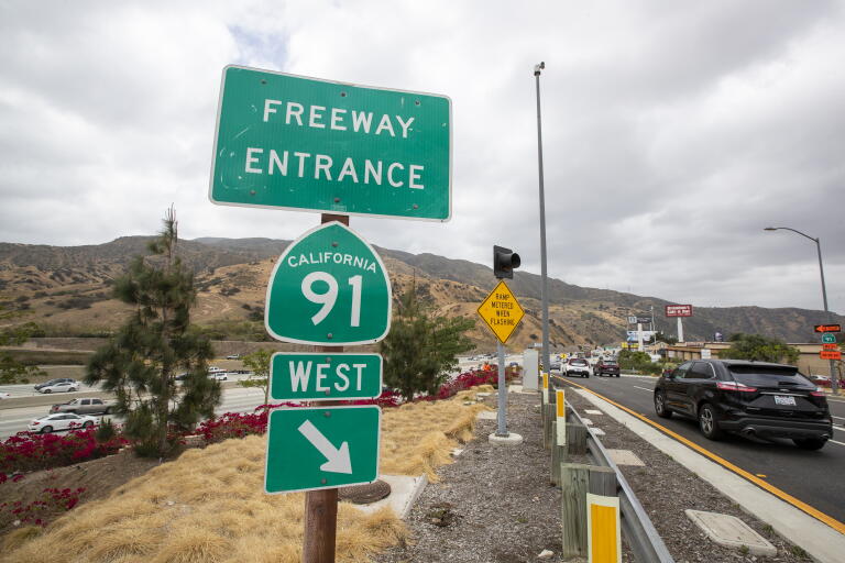 Repaved Freeway 91 Freeway to close in Corona this weekend for lane repaving - Los ...