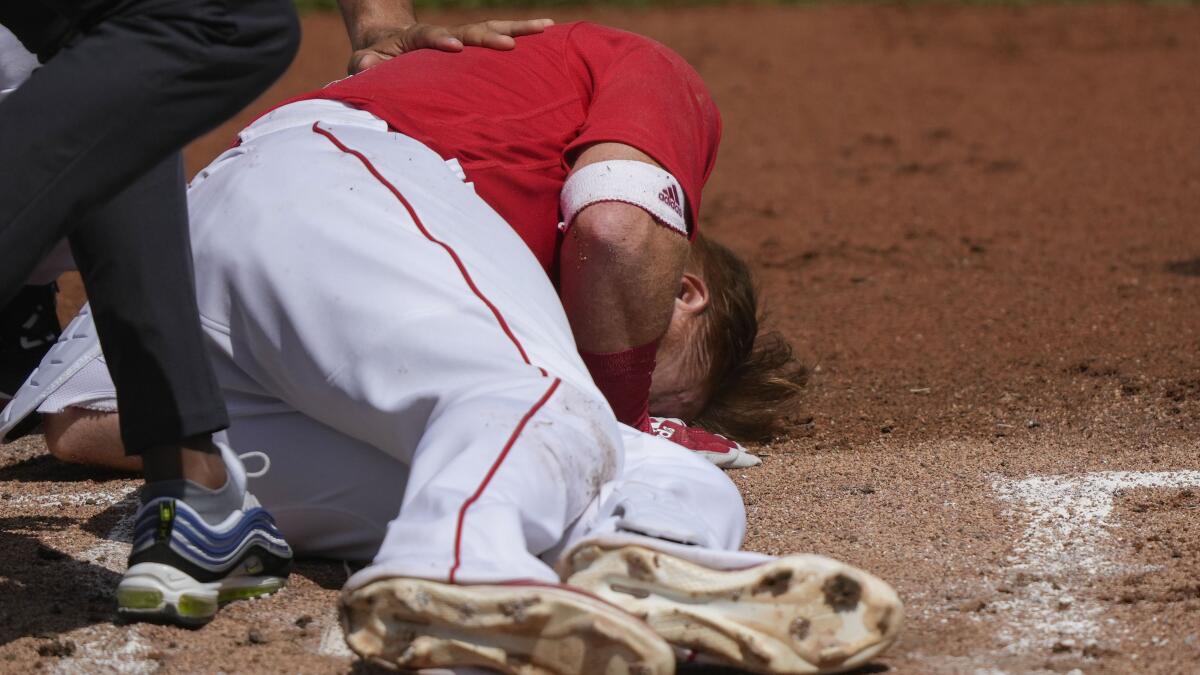 Justin Turner injury update: Red Sox 2B hospitalized after taking pitch to  the face in spring training game