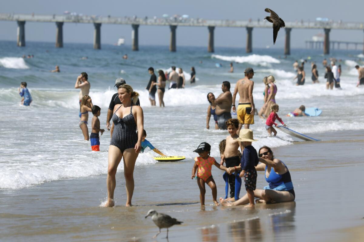 People flocked to Hermosa Beach to escape the heat in September 2020. A heat wave is hitting Southern California this week.