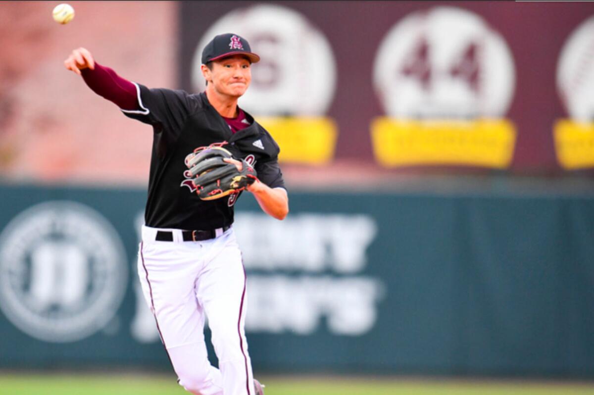 Pitcher Joe Musgrove, a Grossmont High Grad, to Join His Hometown Fave  Padres - Times of San Diego