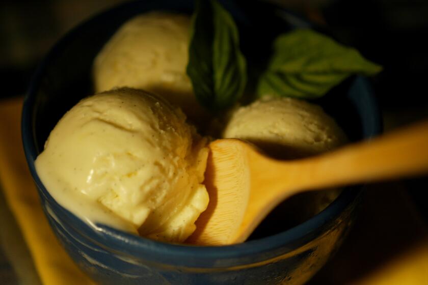 Recipe: Vanilla Bean Buttermilk Ice Cream