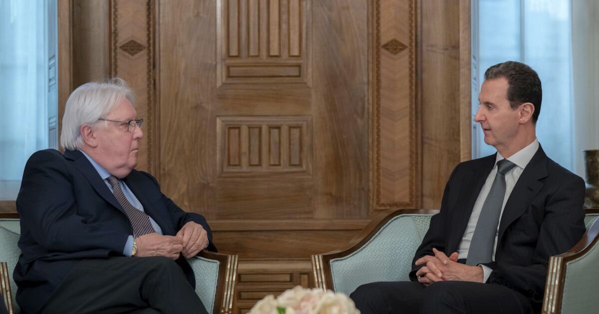 Arab League nations welcome back longtime pariah Syria at annual summit Arab League nations welcome back longtime pariah Syria at annual summit