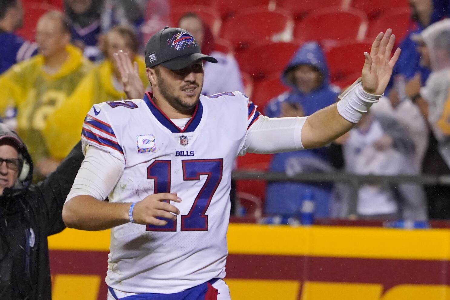 Watch: Bills QB Josh Allen homers four times at Blue Jays batting practice  