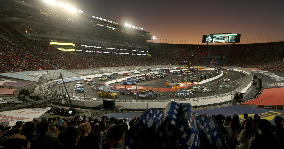 NASCAR déplace Clash at Coliseum à samedi pour éviter la pluie