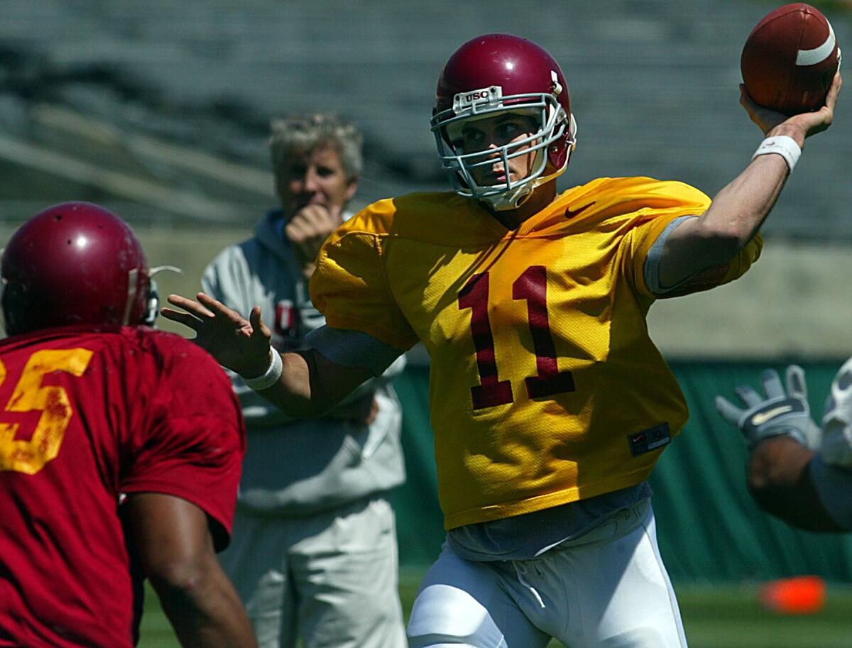 USC quarterback Matt Leinart passes during a scrimmage in the spring of 2003 at the Coliseum.