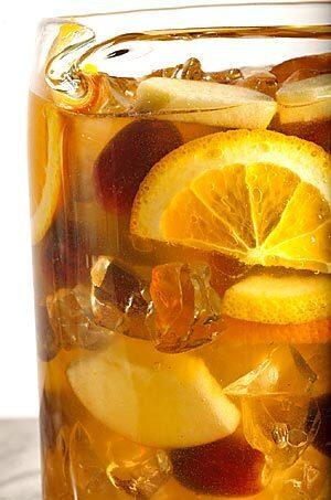 La Grande Orange Cafe's white sangria