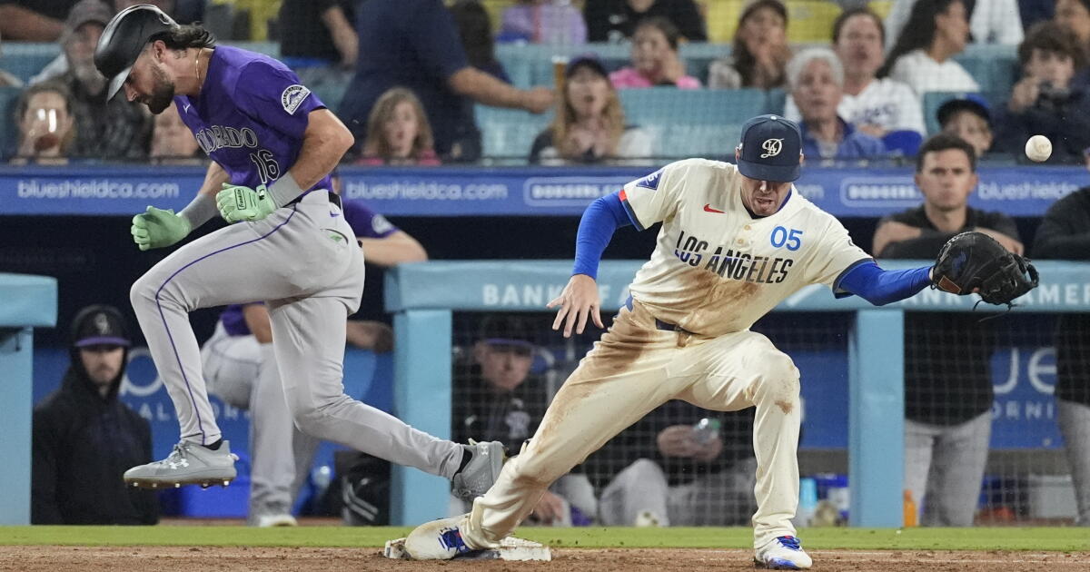 Walker Buehler has rocky start as Dodgers' NL West lead shrinks