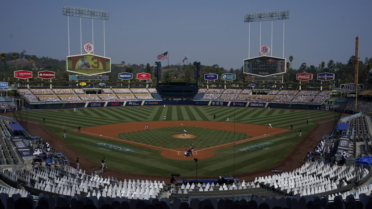 Can't make it to LA? Braves hosting NLCS watch parties at the