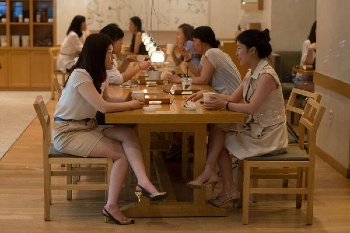 Working women in South Korea are most happy with the reduction in work hours, according to a new study.