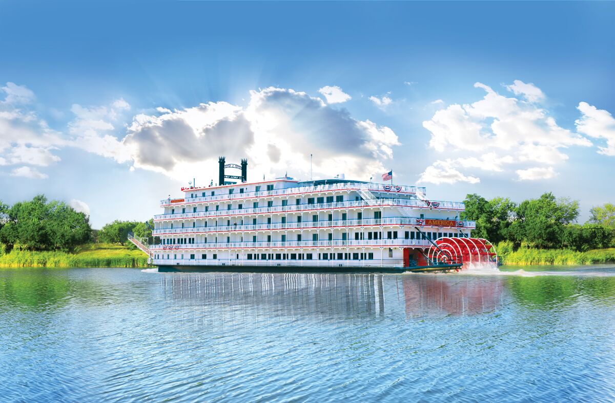 American Cruise Lines riverboat