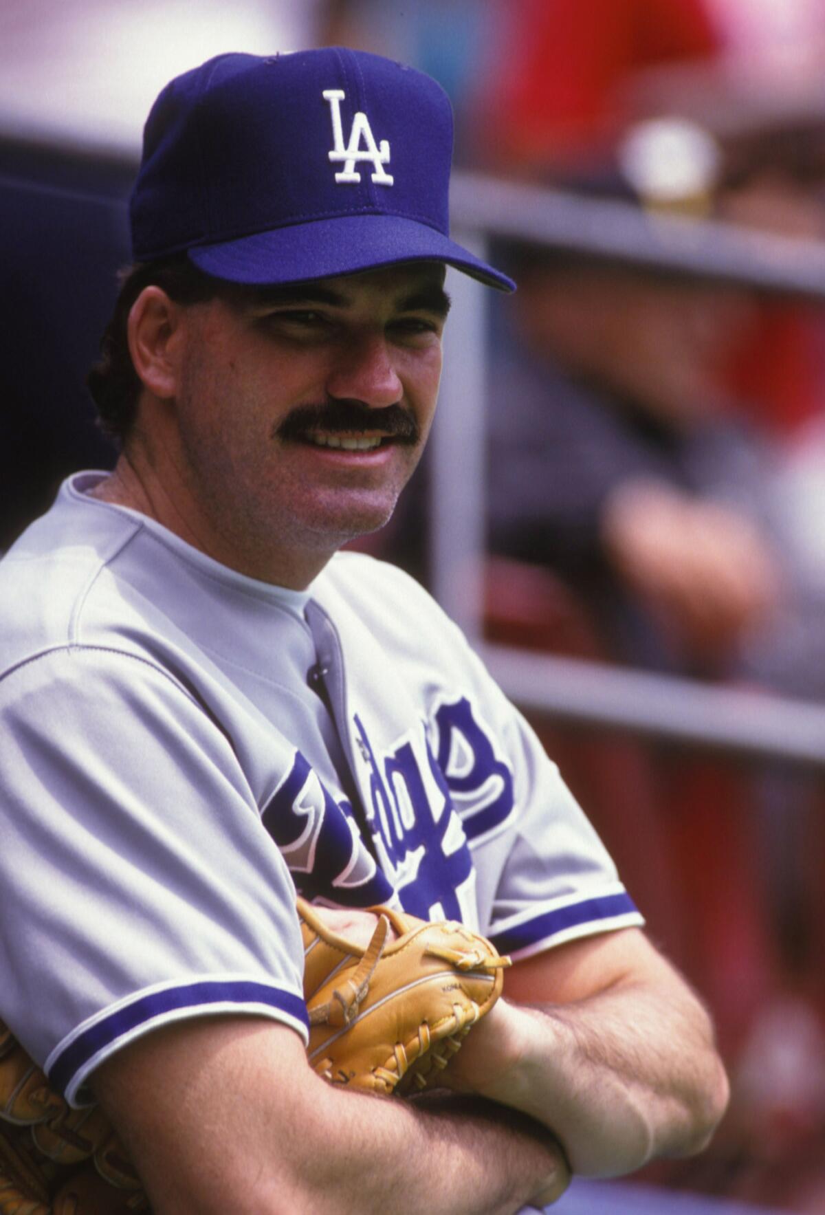 PHILADELPHIA, PA - JUNE 1: Tim Crews #52 of the Los Angeles Dodgers before a baseball game against the Philadelphia Phillies on June 1, 1992 at Veterans Stadium in Philadelphia, Pennsylvania. (Photo by Mitchell Layton/Getty Images) ** TCN OUT **