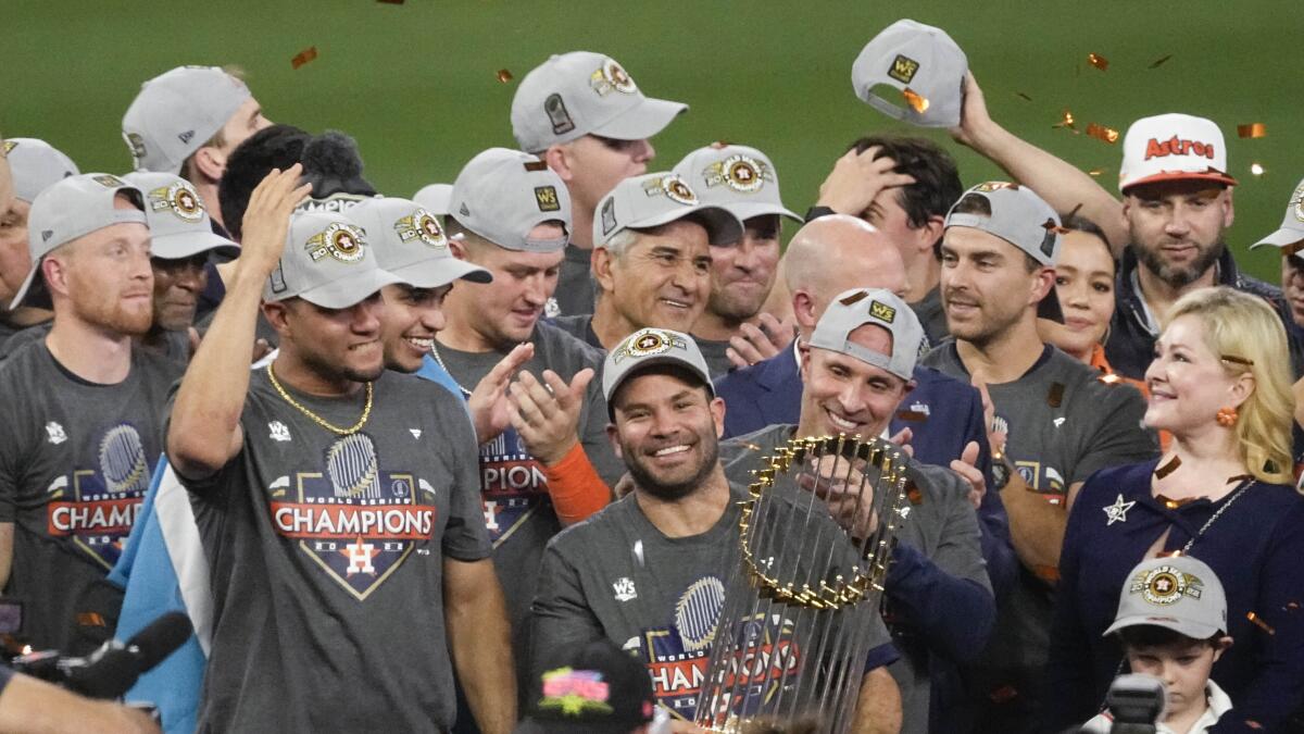 Astros fans earn free stuff around Houston after team wins World