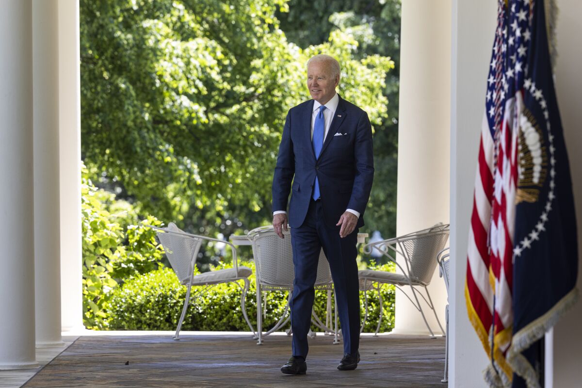 Biden cree que Putin no encuentra una "salida" para la invasión de Ucrania
